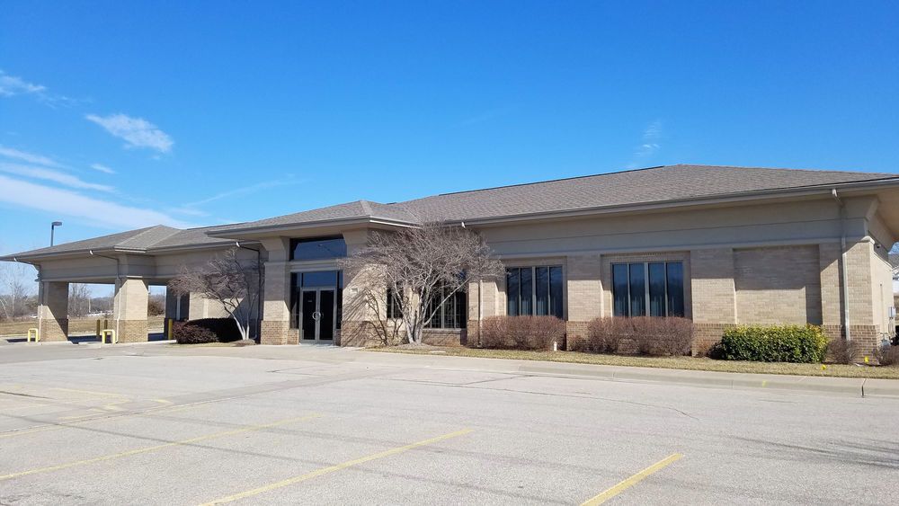 1840 N Rock Rd, Mulvane, KS 67110